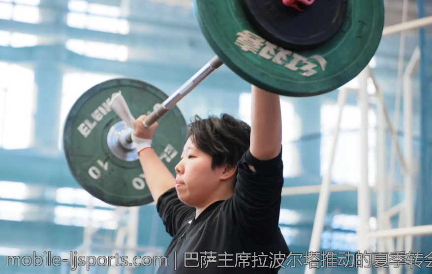 巴萨主席拉波尔塔推动的夏季转会新布局