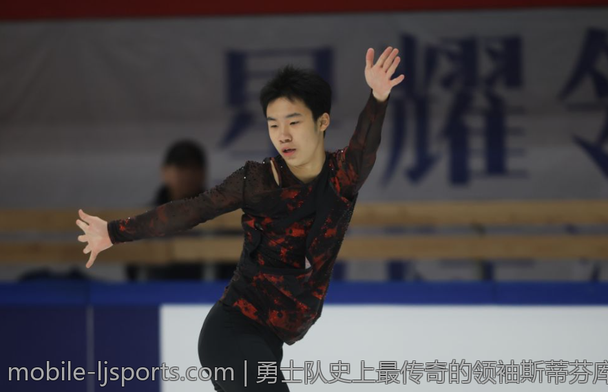 勇士队史上最传奇的领袖斯蒂芬库里签下终老合同